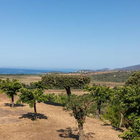 Camping Les Couchants 3*