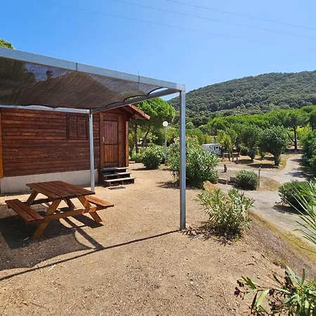 Camping Les Couchants Campsite 3*