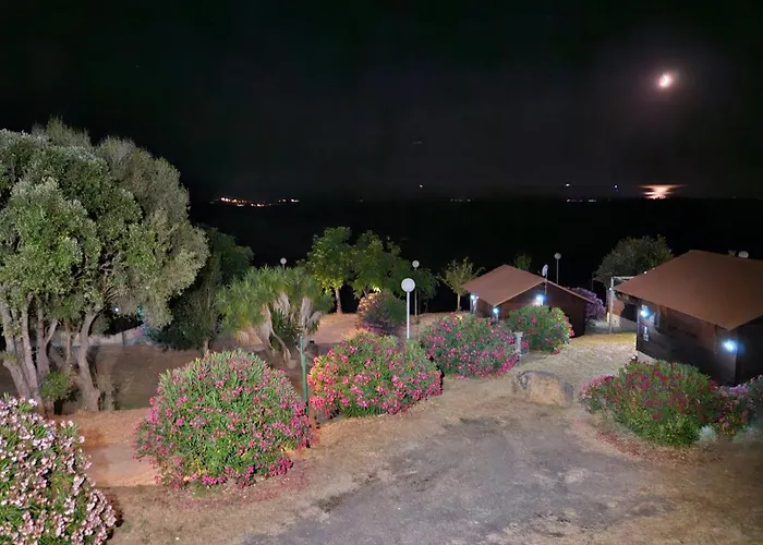 营地 Les Couchants